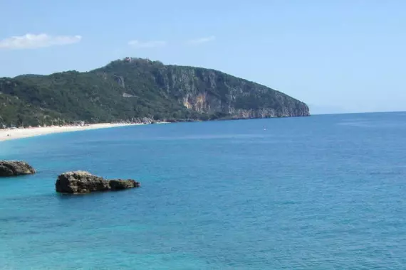 Vlore, Albanie: vue sur la mer